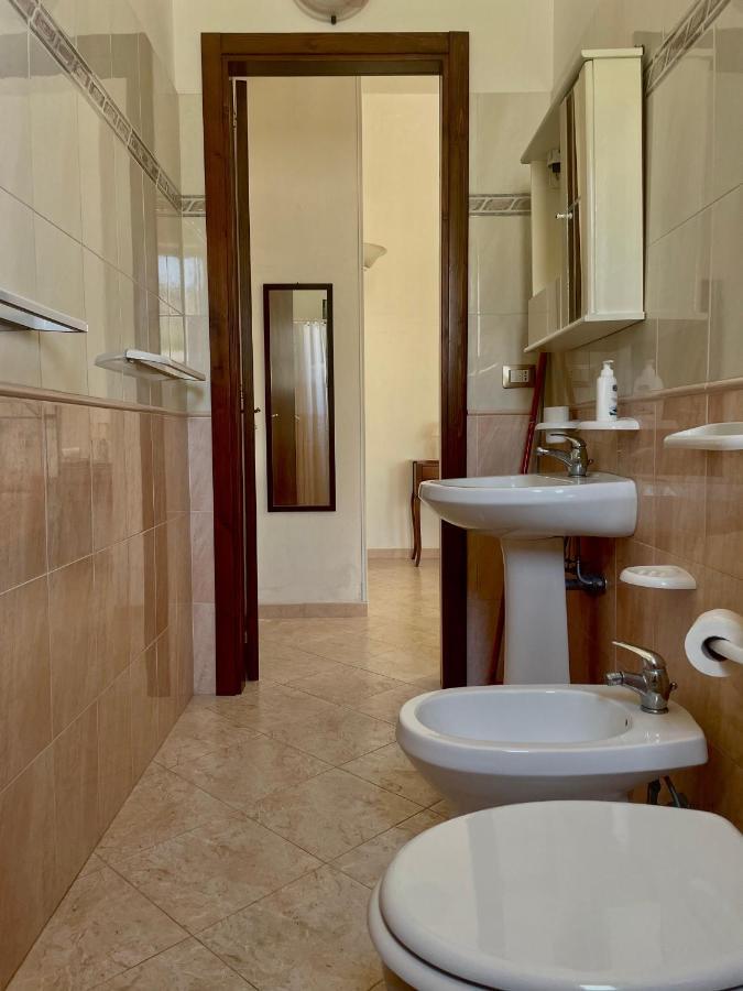 La Rondine Bed And Breakfast Uggiano La Chiesa Zewnętrze zdjęcie