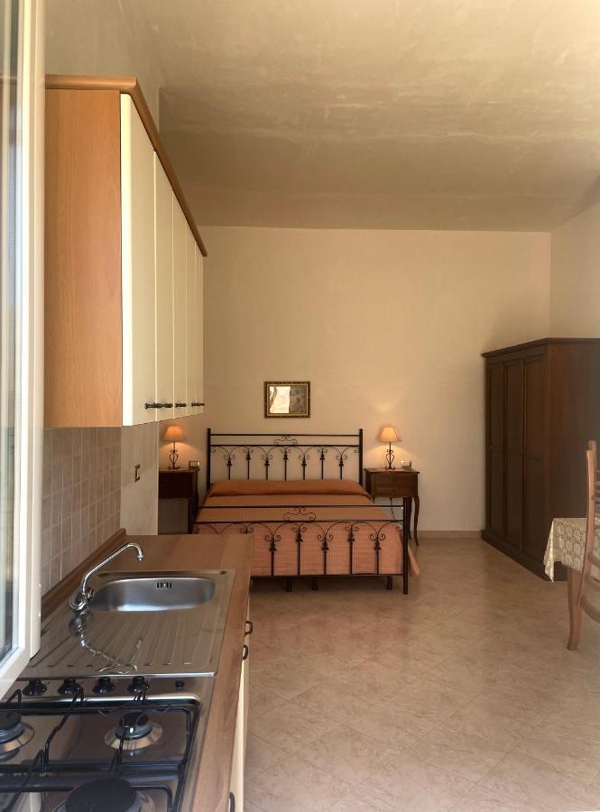 La Rondine Bed And Breakfast Uggiano La Chiesa Zewnętrze zdjęcie